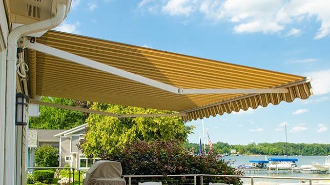 Pemasangan Awning Gulung